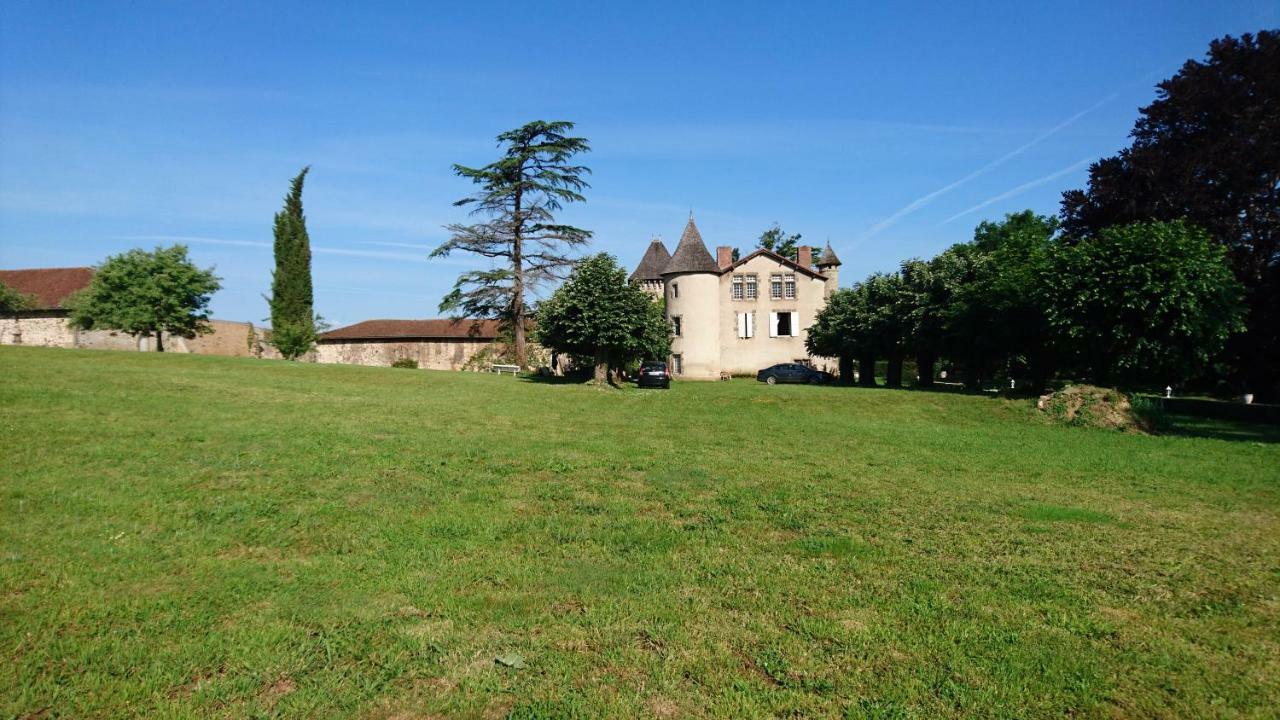 Pierre Deluen Domaine De La Grange De Quaire Bed & Breakfast Chassenon Dış mekan fotoğraf